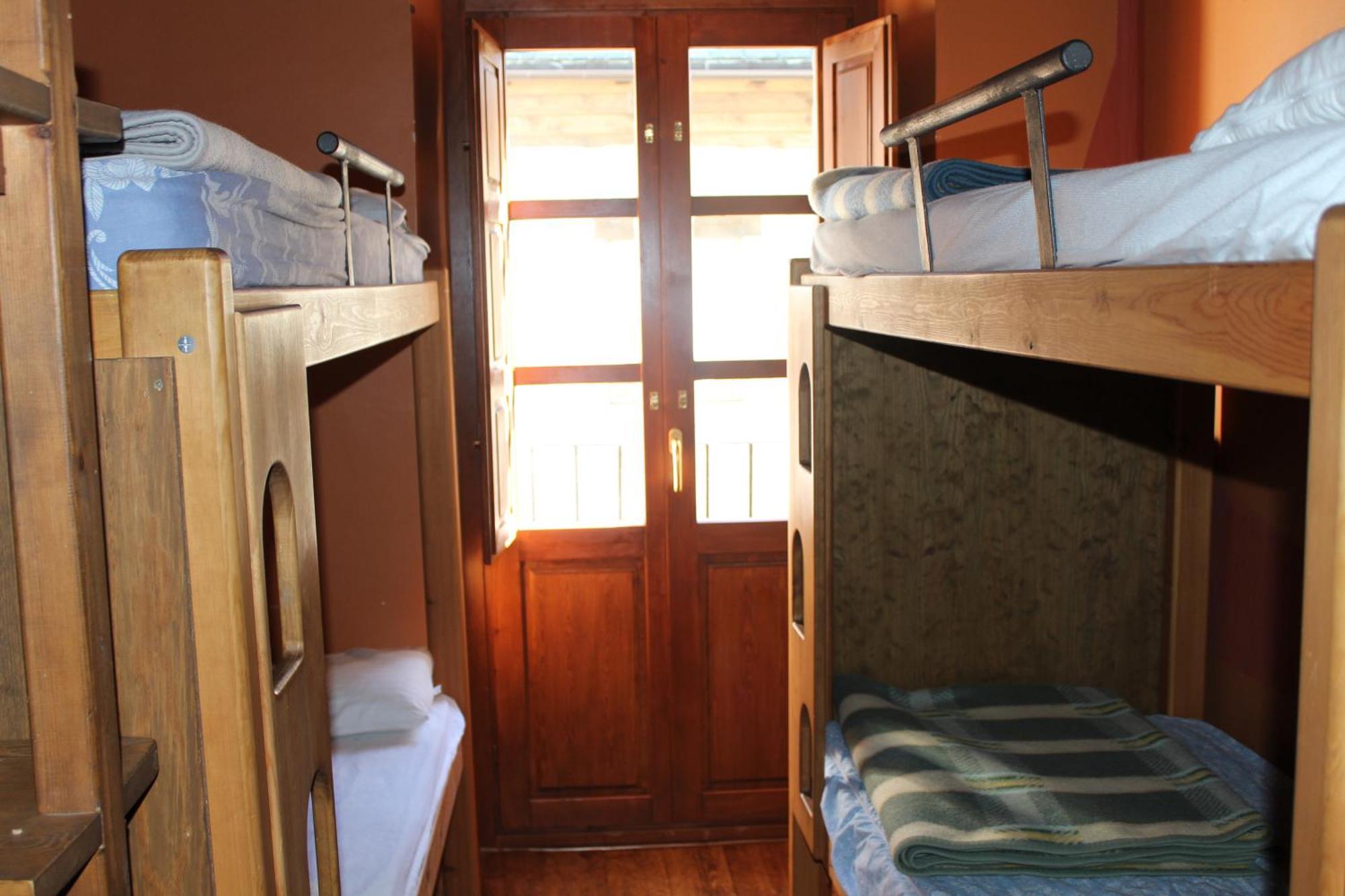 Albergue-Refugio Sargantana Canfranc Quarto foto