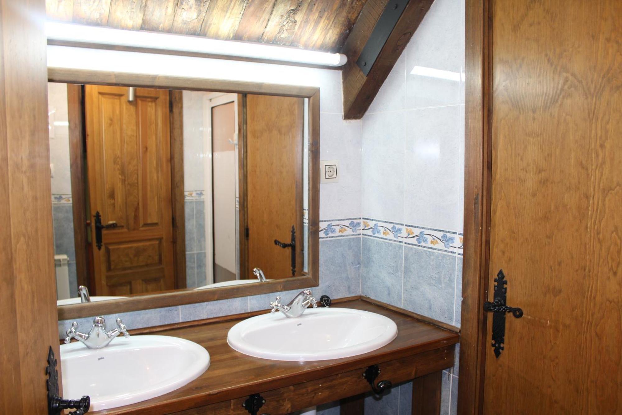 Albergue-Refugio Sargantana Canfranc Quarto foto